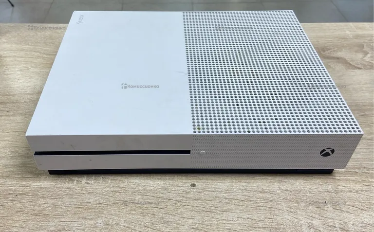 Приставка Xbox one series S