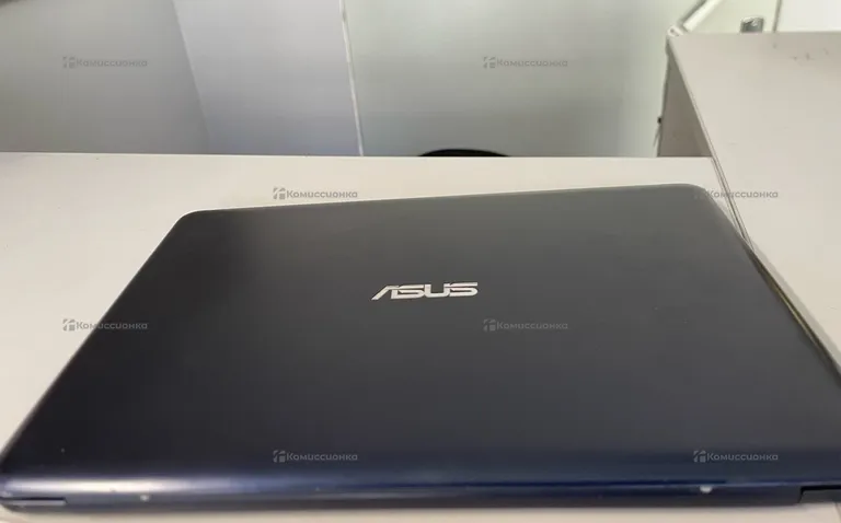 Ноутбук  Asus X205T