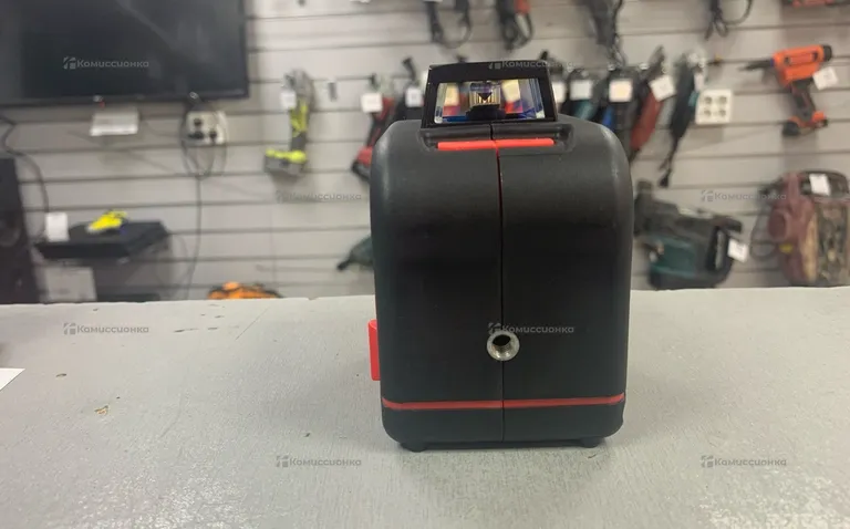 2-360 red cube