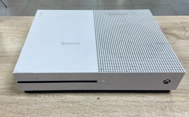 Приставка Xbox one series S