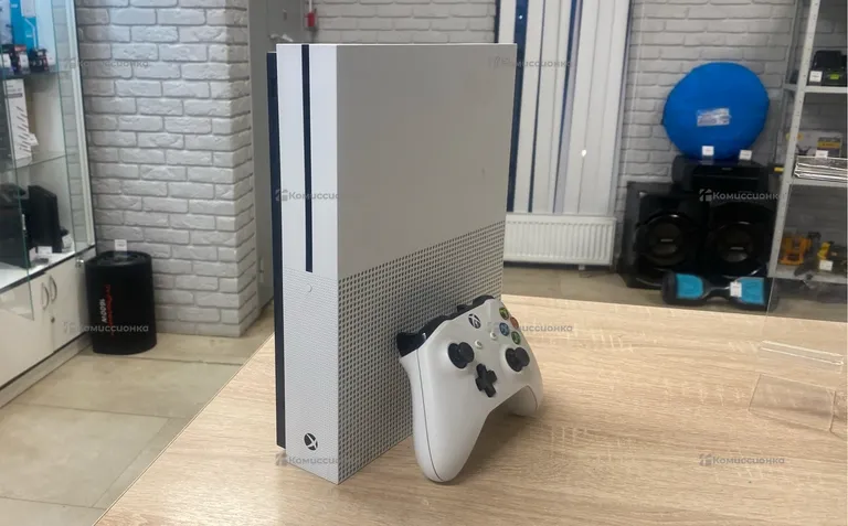 Приставка Xbox Xbox one s 1tb с дисководом