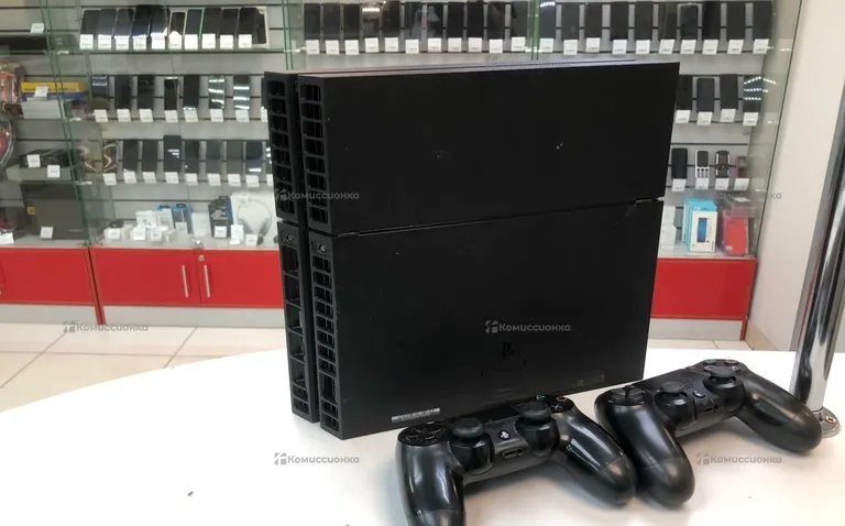 Приставка Sony PS4 Fat 500gb