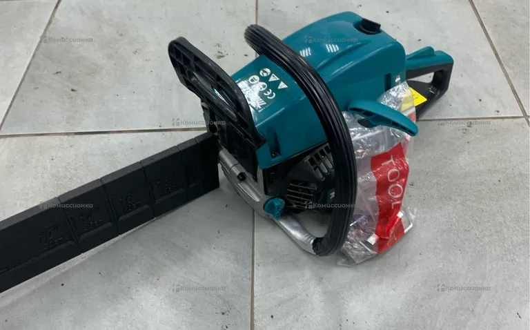 Бензопила Makita EA7900P70E