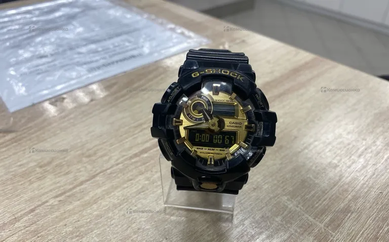 Часы  G-SHOCK