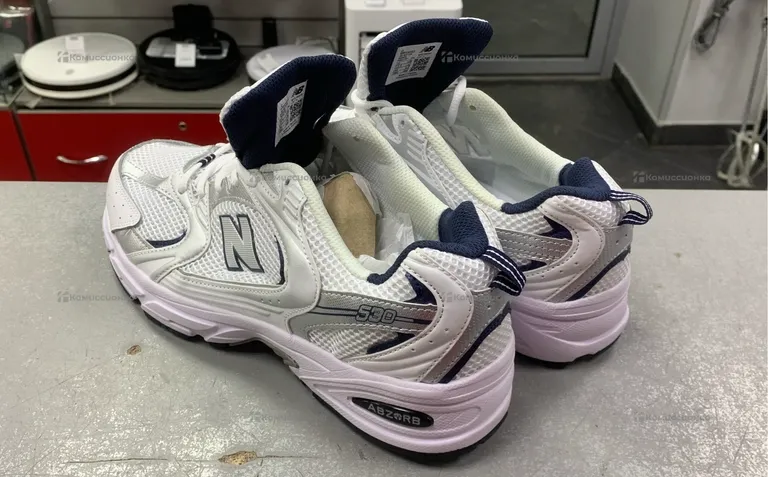 Кроссовки NB 530