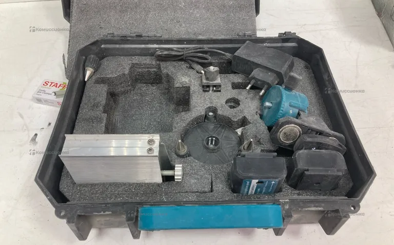 Лазерный уровень Makita Реплика
