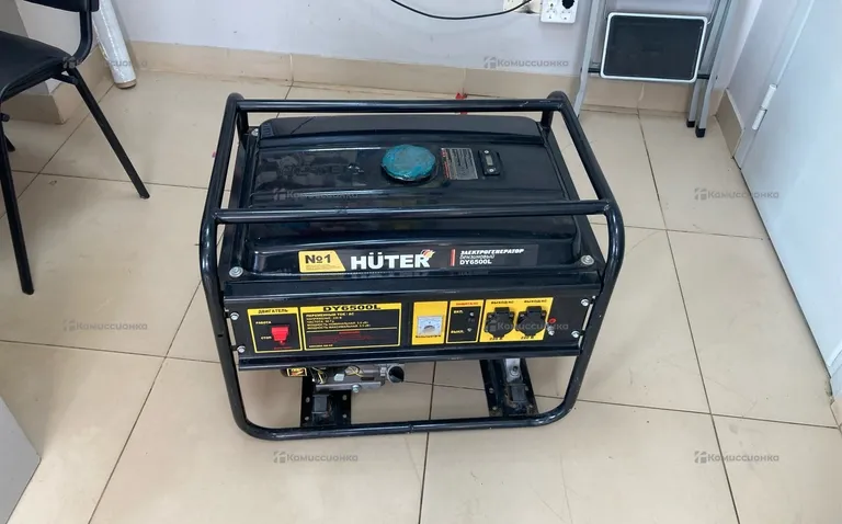 Бензиновая электростанция Huter DY6500L