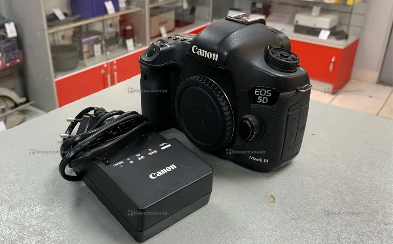 Фотоаппарат  canon 5d mark 3