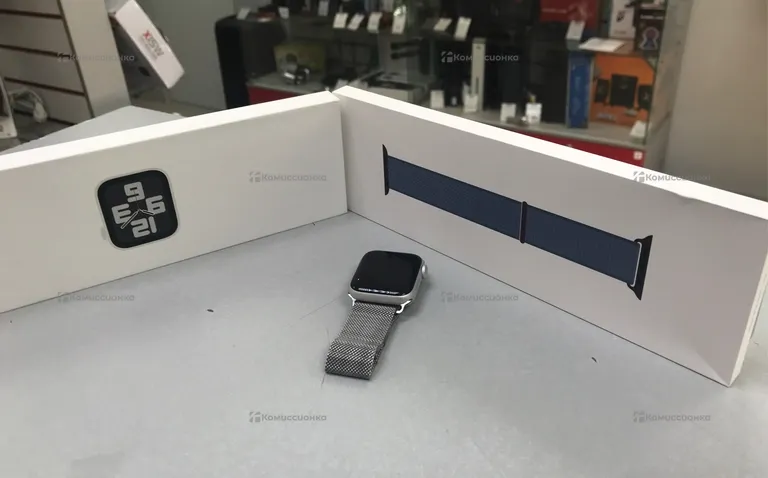 Часы  Apple Watch SE (Gen2) 40mm