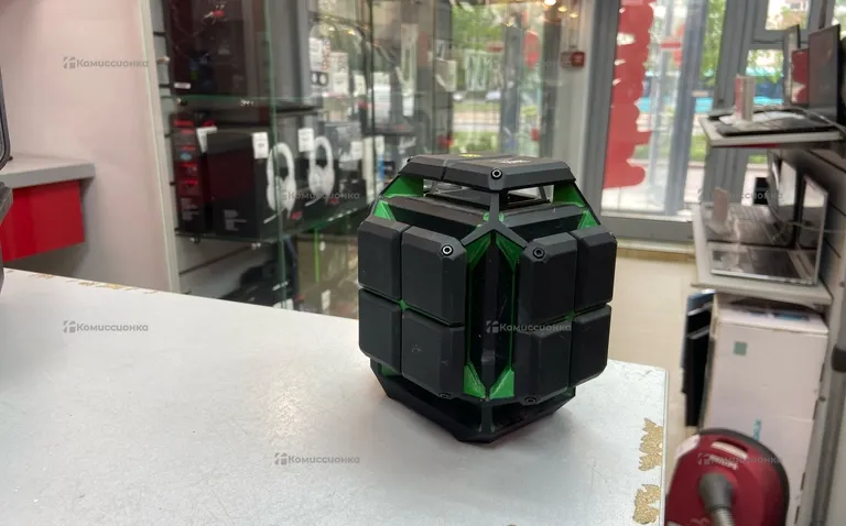 Лазерный уровень ADA LaserTANK 4-360 GREEN