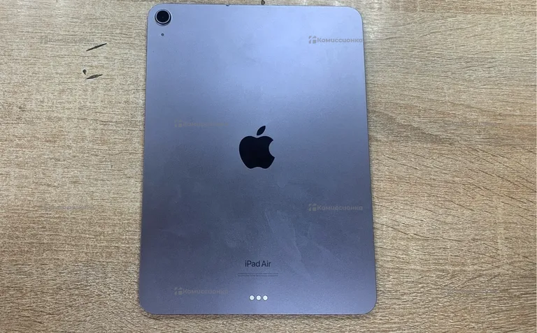 Планшет Apple iPad Air 5 64