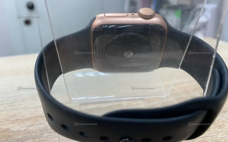 Часы Apple Watch se 40mm
