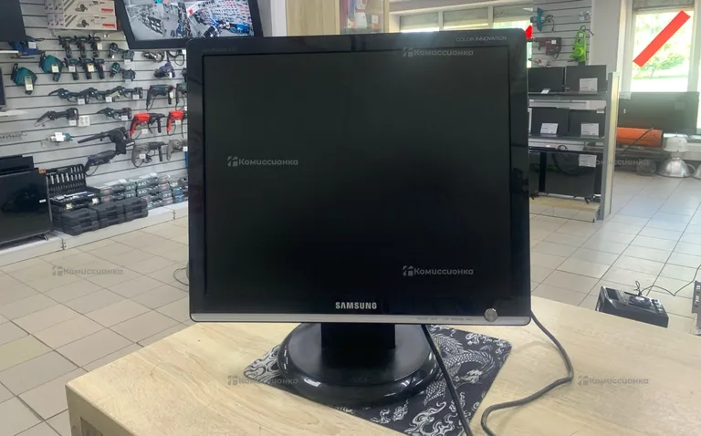 Монитор Samsung LS19MEPSFV