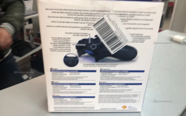 PS4. DUALSHOCK Реплика
