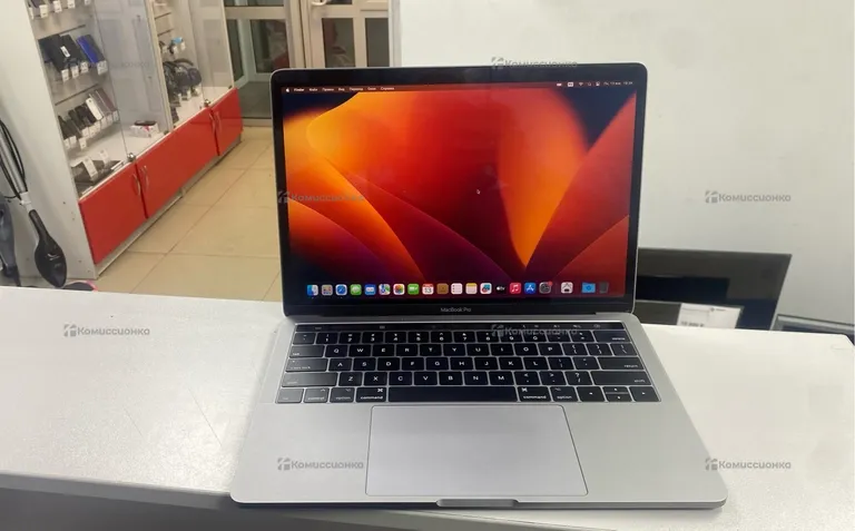Ноутбук  MacBook Pro