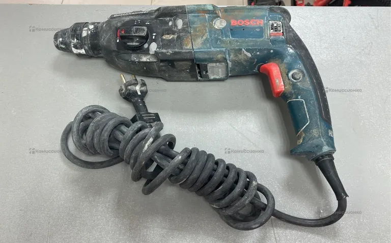 перфоратор Bosch GBH 240