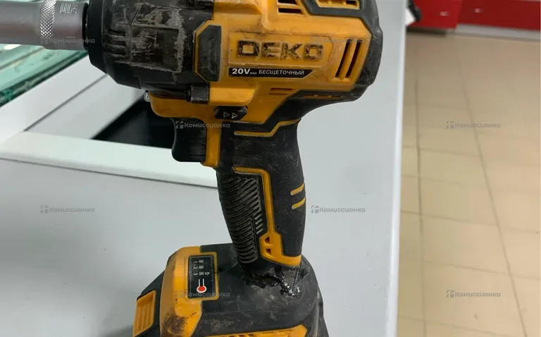 Аккумуляторный бесщеточный гайковерт DEKO DKIS20