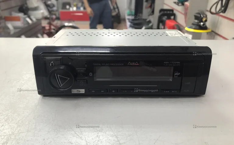 Автомагнитола  Aura AMH-77DSPBE