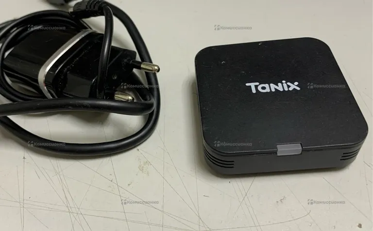 Цифровая ТВ приставка Tanix