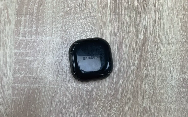 Наушники BT Samsung Buds