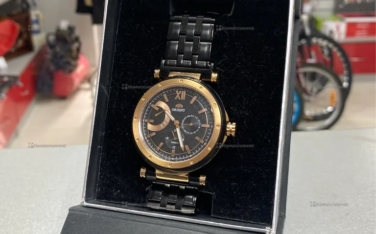 Часы  наручные Orient UU0503B