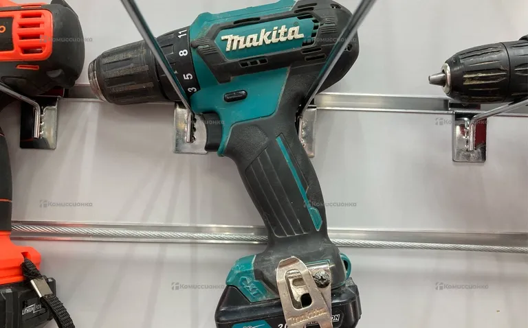 Аккумуляторный Дрель шруповерт makita DF333D