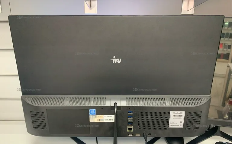 Моноблок IRU P231 23.8” Celeron N4020/UHD/8/256