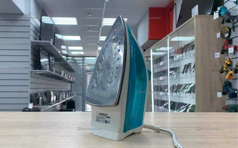 Утюг MAGNET RMI-1714
