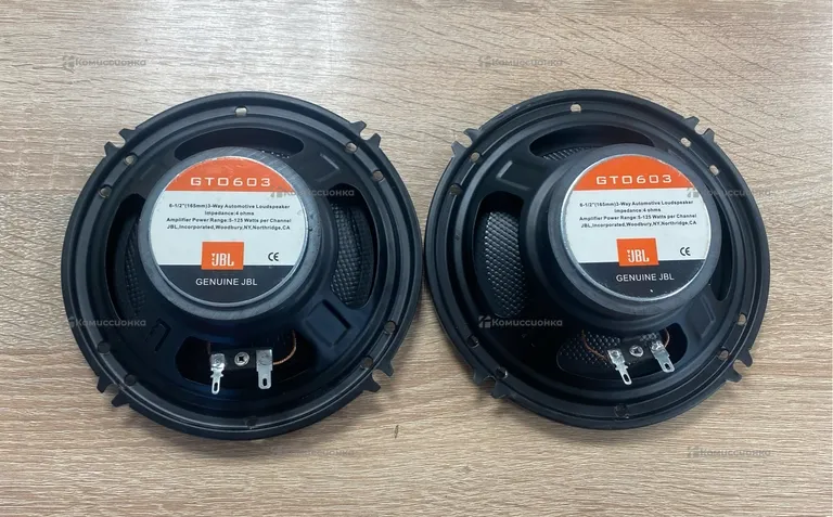 Колонка  JBL GTO 630