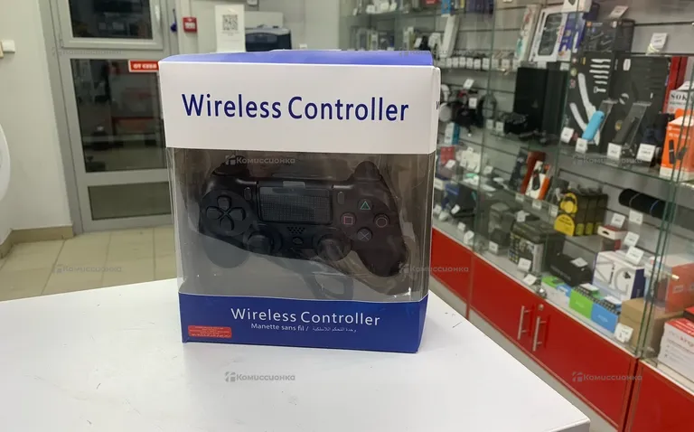 Джойстик PS4