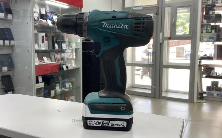 Шуруповерт Makita DF347D