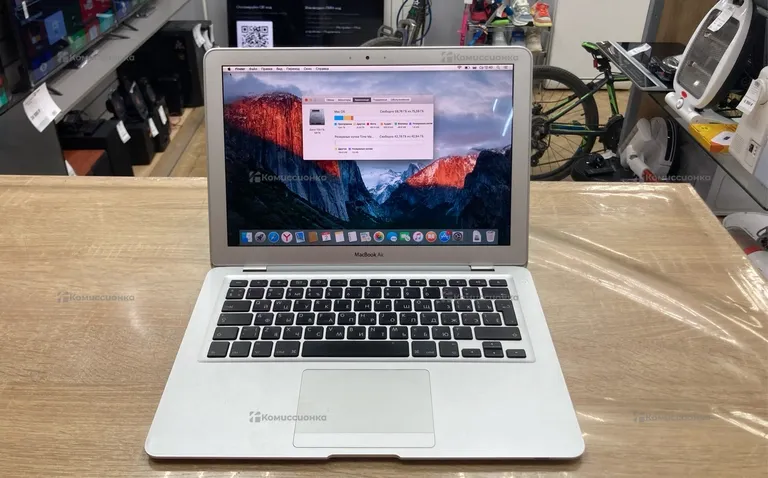 Ноутбук MacBook Air A1304