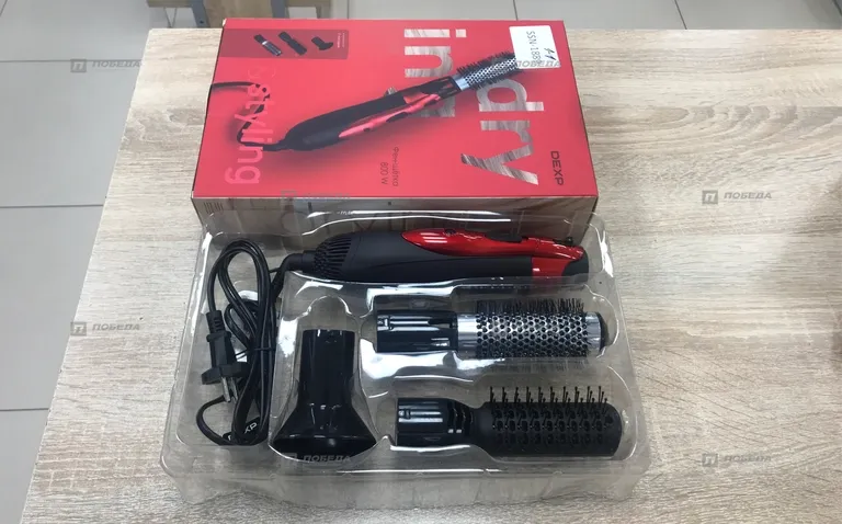 Фен-щетка DEXP HB-801NR
