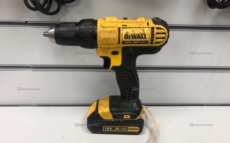 Дрель-Шуруповёрт Dewalt DCD710