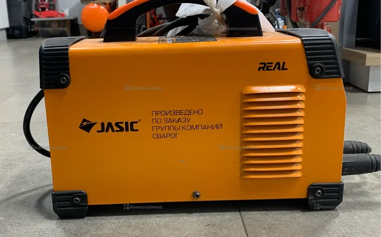 сварочный аппарат Jasic Real Arc 220