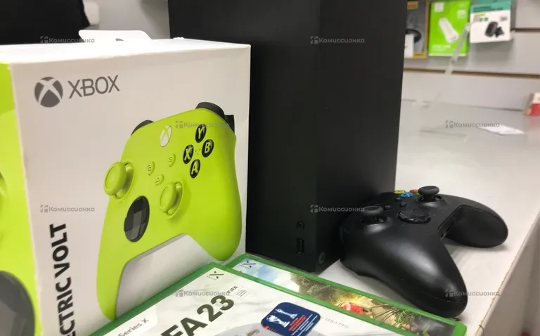 Приставка Xbox Series X 1 TB