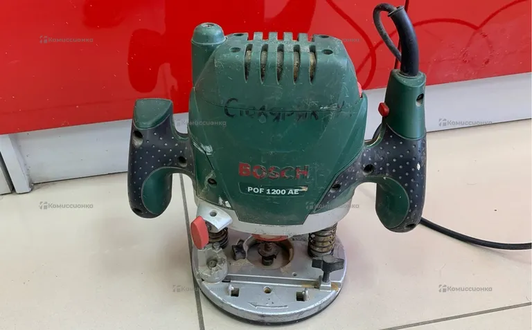Фрезер Bosch POF 1200 AE