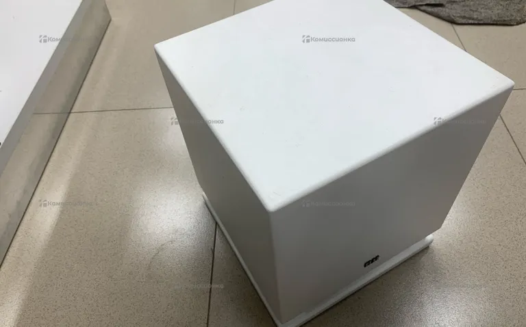 Сабвуфер  Elac SUB 2030