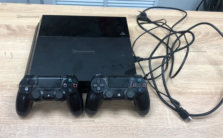 Приставка Sony Playstation 4  500gb