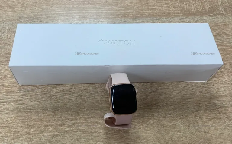 Часы  Apple Watch 4 40mm