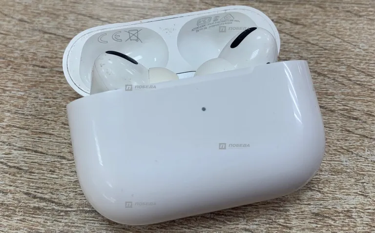 Наушники Apple AirPods pro