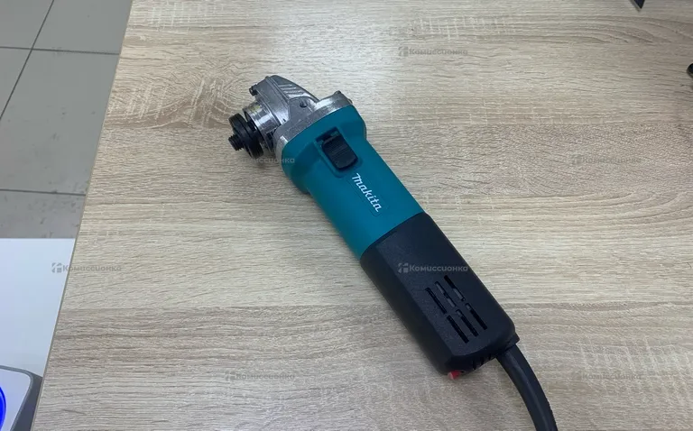 ушм Makita 9558 реп.