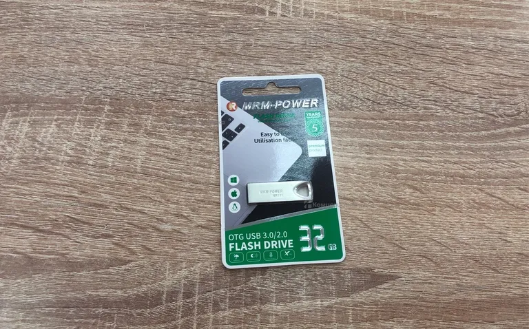 USB 32GB