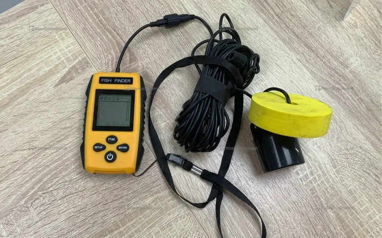 Эхолот Fish Finder