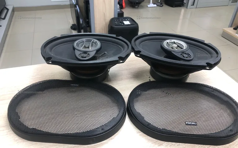 Колонки Focal Auditor RCX-690