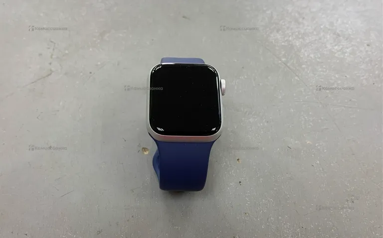 Часы  Apple Watch SE 2024