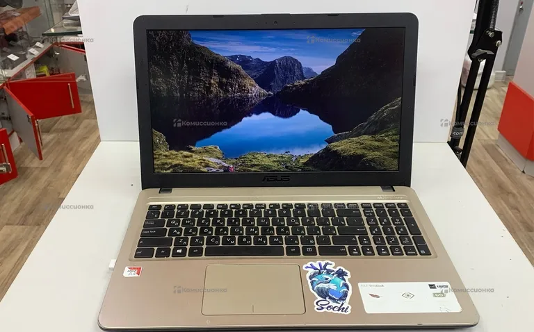 Ноутбук  Asus vivobook