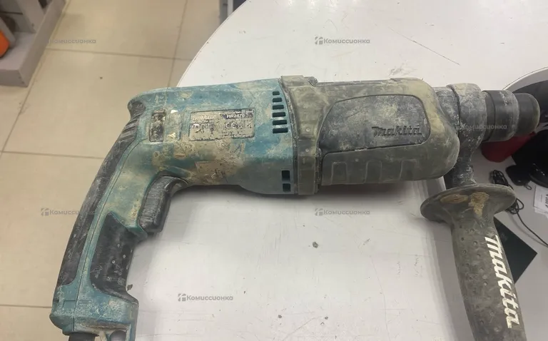 Перфоратор Makita HR2470