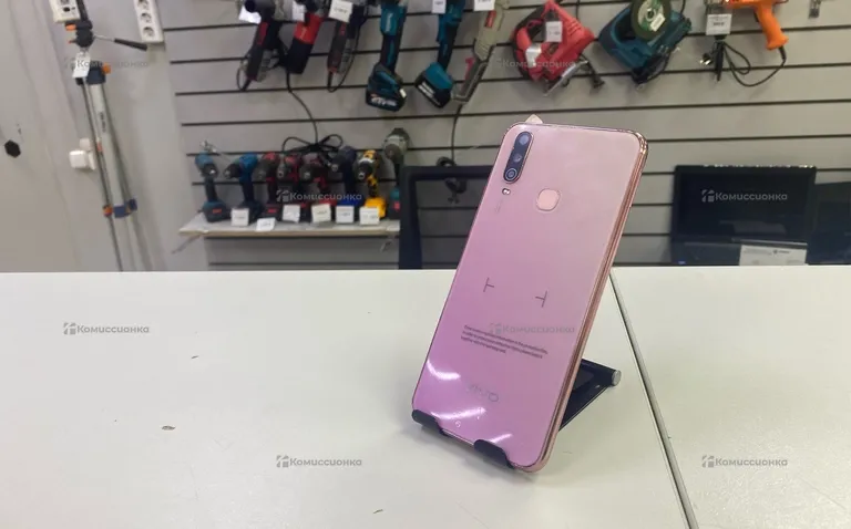 Vivo Y17