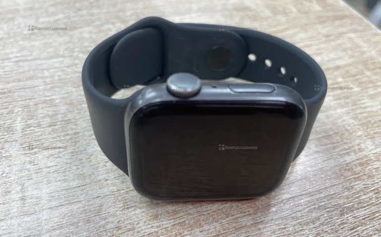Часы  apple watch se